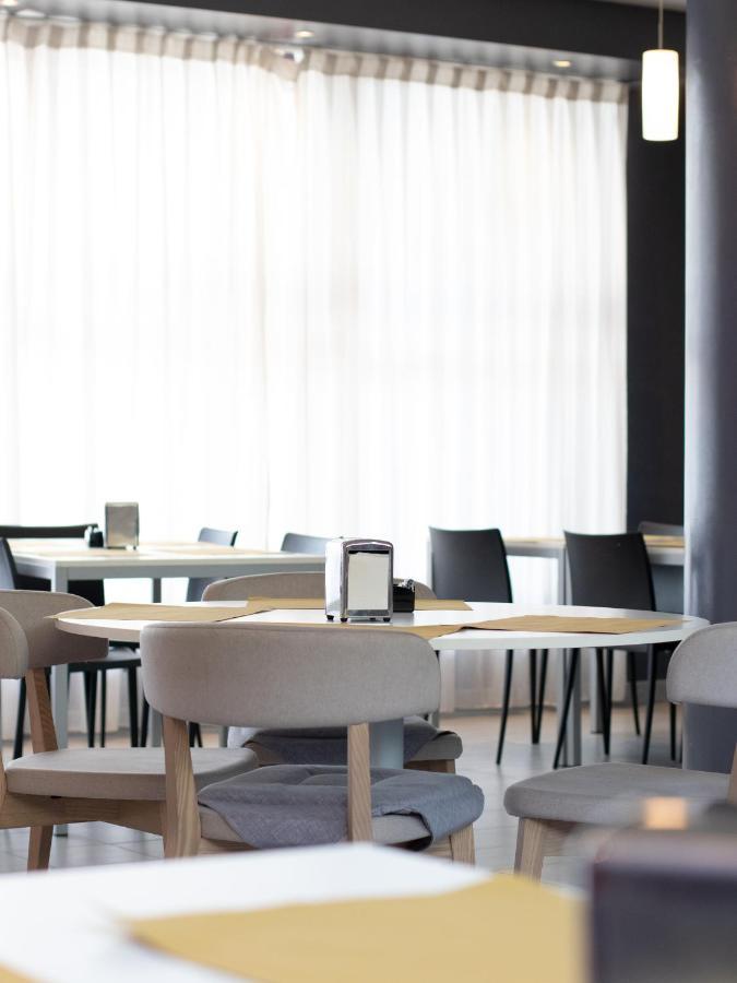 Master Hotel Reggio Emilia Exteriér fotografie